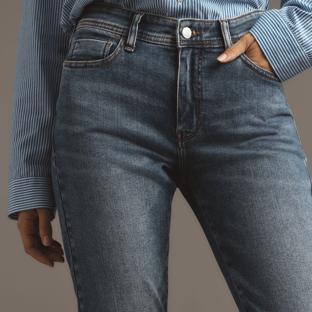Pilcro Straight Leg Women's Jeans, NWT, size 29 - Picture 3 of 9